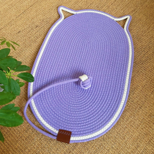 oval sleeping pad for cats and dogs
